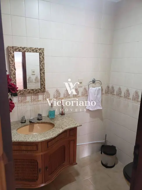 Casa com 6 quartos à venda, 380m2 em Sao Jose Dos Campos - SP - imagem 9 Foto 9 de Casa com 6 quartos à venda, 380m2 em Sao Jose Dos Campos - SP
