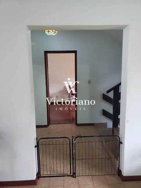 Casa com 6 quartos à venda, 380m2 em Sao Jose Dos Campos - SP - imagem 6 Foto 6 de Casa com 6 quartos à venda, 380m2 em Sao Jose Dos Campos - SP
