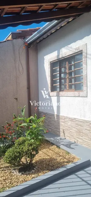 Foto 2 de Casa com 2 quartos à venda, 126m2 em Jardim Santa Marina, Jacarei - SP