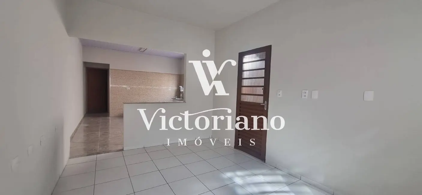 Foto 9 de Casa com 2 quartos à venda, 126m2 em Jardim Santa Marina, Jacarei - SP