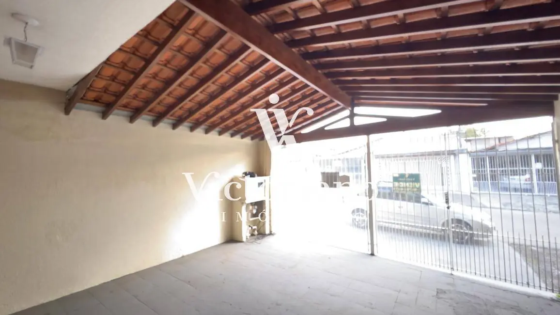 Foto 2 de Casa com 4 quartos à venda, 150m2 em Sao Jose Dos Campos - SP