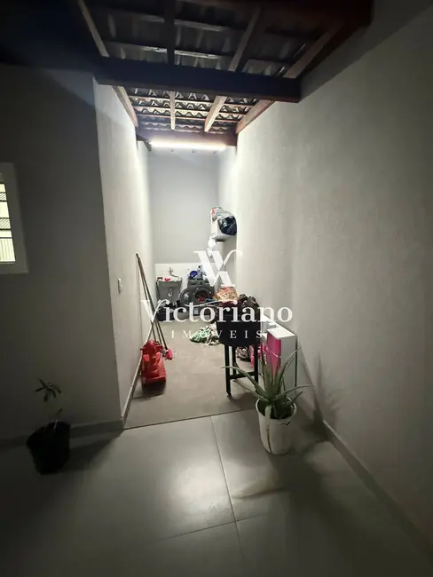 Foto 7 de Casa com 2 quartos à venda, 175m2 em Parque dos Príncipes, Jacarei - SP