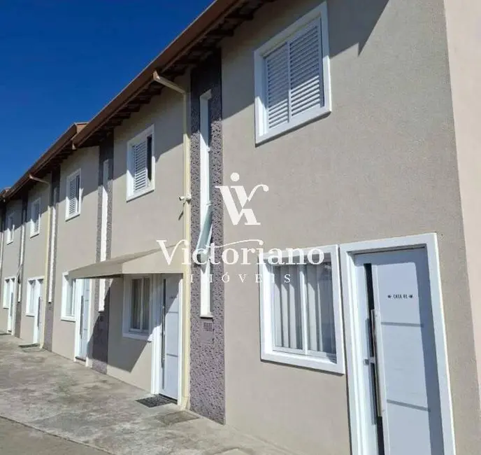 Foto 1 de Casa de Condomínio com 2 quartos à venda, 80m2 em Loteamento Vila Romana, Jacarei - SP