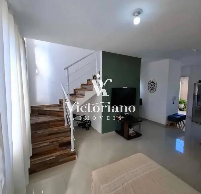 Foto 2 de Casa de Condomínio com 2 quartos à venda, 80m2 em Loteamento Vila Romana, Jacarei - SP