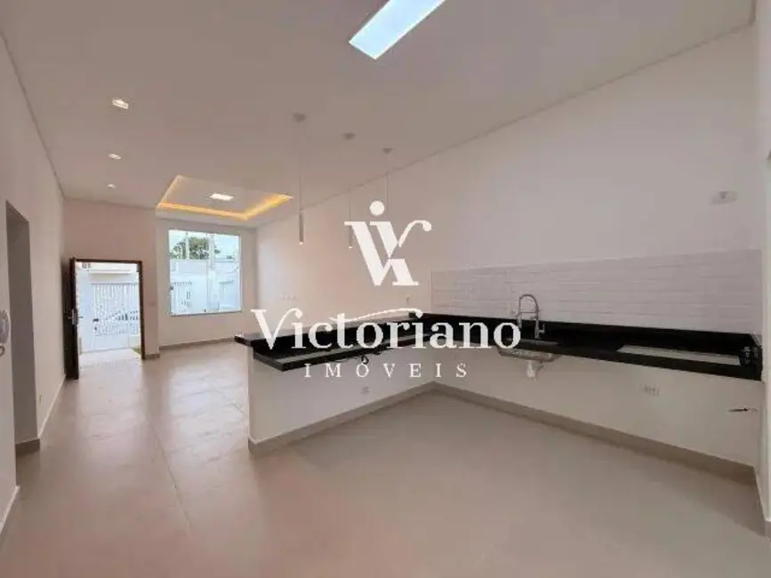 Foto 4 de Casa com 3 quartos à venda, 250m2 em Loteamento Villa Branca, Jacarei - SP