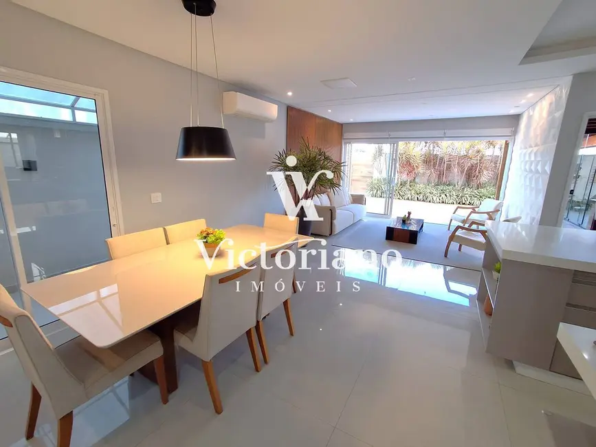 Casa de Condomínio com 4 quartos à venda, 287m2 em Sao Jose Dos Campos - SP - imagem 7 Foto 7 de Casa de Condomínio com 4 quartos à venda, 287m2 em Sao Jose Dos Campos - SP