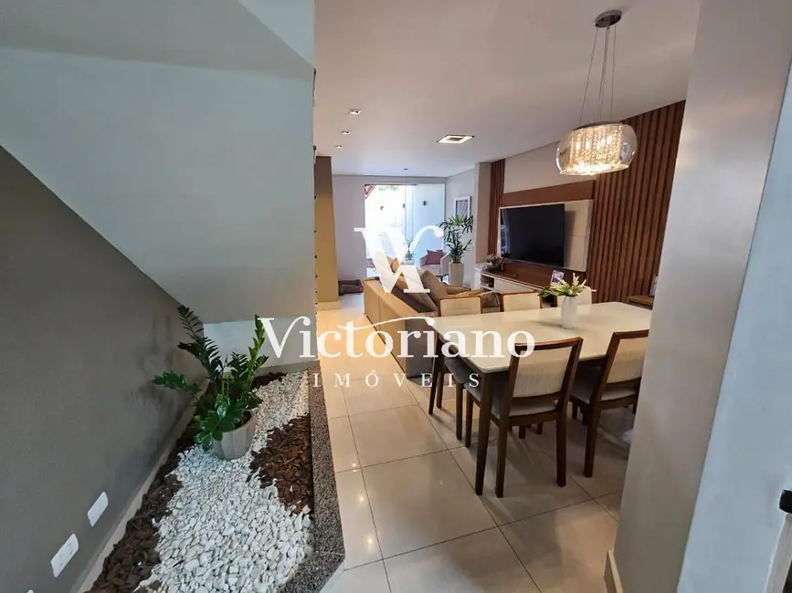 Foto 5 de Casa de Condomínio com 3 quartos à venda, 122m2 em Jardim Santa Maria, Jacarei - SP