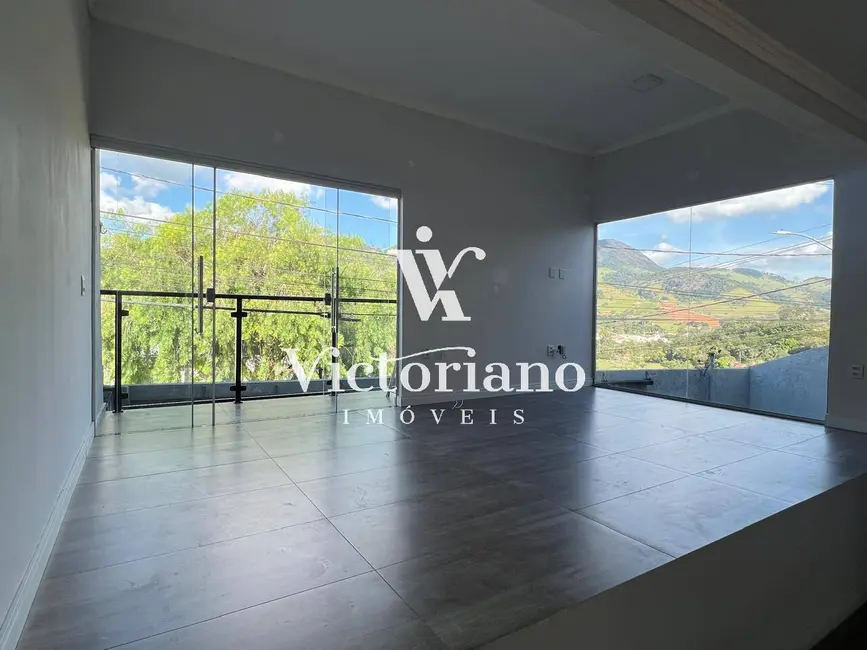 Foto 4 de Casa com 3 quartos à venda, 200m2 em Medicina, Itajuba - MG