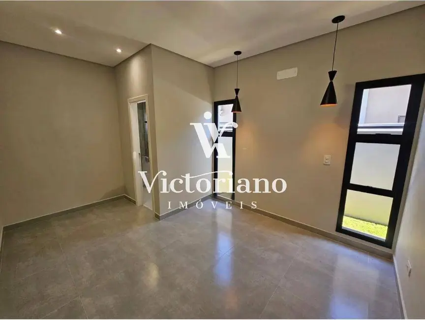 Foto 6 de Casa de Condomínio com 3 quartos à venda, 130m2 em Jardim Jacinto, Jacarei - SP