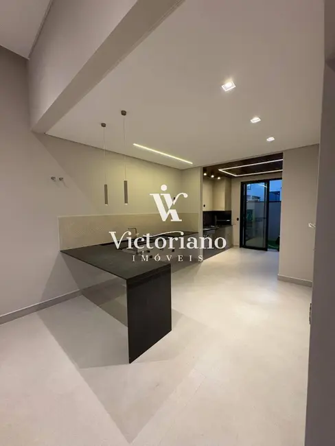 Foto 5 de Casa de Condomínio com 3 quartos à venda, 231m2 em Jardim Jacinto, Jacarei - SP
