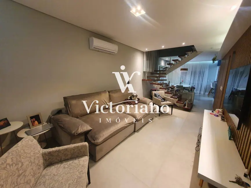 Foto 3 de Casa de Condomínio com 4 quartos à venda, 250m2 em Parque Residencial Maria Elmira, Cacapava - SP