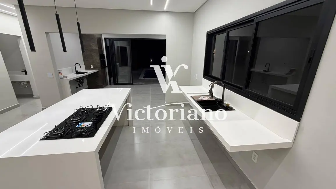 Casa de Condomínio com 3 quartos à venda, 300m2 em Cacapava - SP - imagem 8 Foto 8 de Casa de Condomínio com 3 quartos à venda, 300m2 em Cacapava - SP