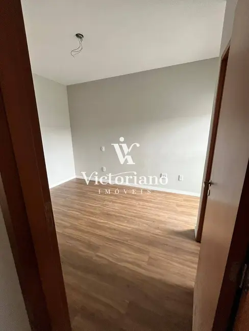 Apartamento com 3 quartos para alugar, 79m2 em Loteamento Villa Branca, Jacarei - SP - imagem 2 Foto 2 de Apartamento com 3 quartos para alugar, 79m2 em Loteamento Villa Branca, Jacarei - SP