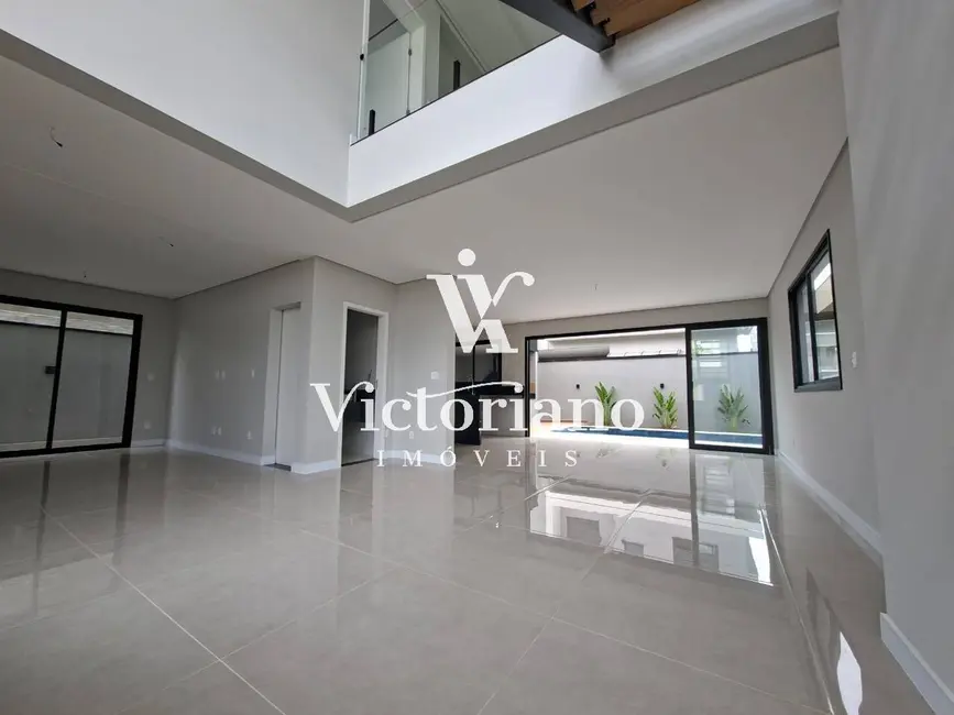 Foto 5 de Casa de Condomínio com 4 quartos à venda, 250m2 em Sao Jose Dos Campos - SP