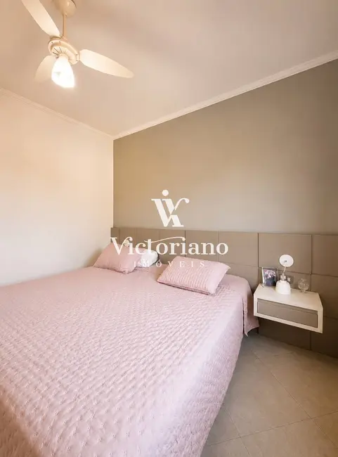 Foto 5 de Casa de Condomínio com 2 quartos à venda, 135m2 em Jardim Califórnia, Jacarei - SP