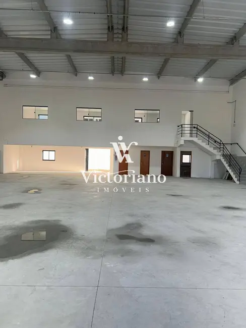 Armazém / Galpão para alugar, 660m2 em Jacarei - SP - imagem 3 Foto 3 de Armazém / Galpão para alugar, 660m2 em Jacarei - SP