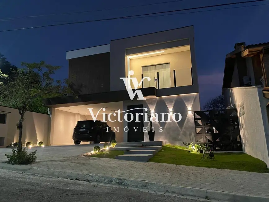 Casa de Condomínio com 3 quartos à venda, 252m2 em Sao Jose Dos Campos - SP - imagem 1 Foto 1 de Casa de Condomínio com 3 quartos à venda, 252m2 em Sao Jose Dos Campos - SP