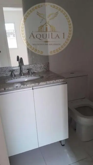 Apartamento com 2 quartos para alugar, 60m2 em Jardim Tupanci, Barueri - SP - imagem 5 Foto 5 de Apartamento com 2 quartos para alugar, 60m2 em Jardim Tupanci, Barueri - SP