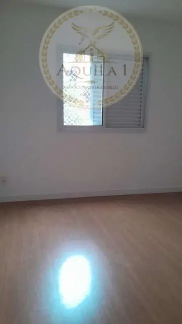 Apartamento com 2 quartos para alugar, 60m2 em Jardim Tupanci, Barueri - SP - imagem 8 Foto 8 de Apartamento com 2 quartos para alugar, 60m2 em Jardim Tupanci, Barueri - SP