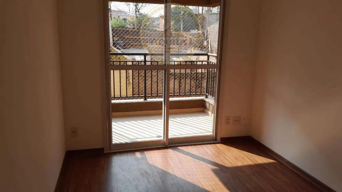 Foto 3 de Apartamento com 2 quartos para alugar, 60m2 em Jardim Tupanci, Barueri - SP