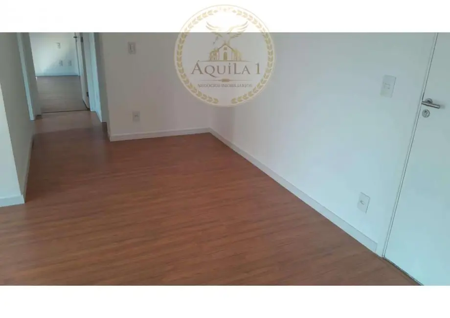 Apartamento com 2 quartos para alugar, 60m2 em Jardim Tupanci, Barueri - SP - imagem 5 Foto 5 de Apartamento com 2 quartos para alugar, 60m2 em Jardim Tupanci, Barueri - SP