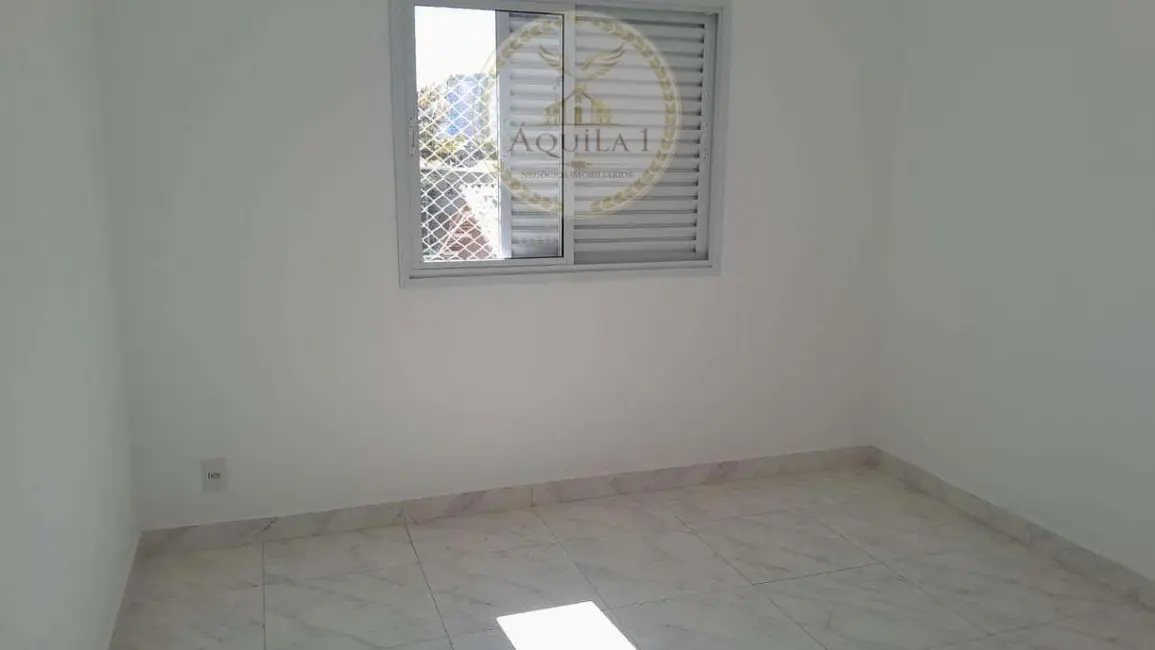 Apartamento com 2 quartos para alugar, 60m2 em Jardim Tupanci, Barueri - SP - imagem 4 Foto 4 de Apartamento com 2 quartos para alugar, 60m2 em Jardim Tupanci, Barueri - SP