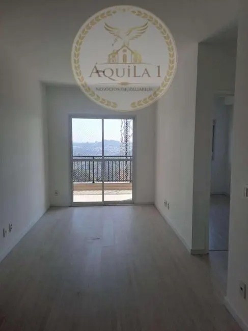 Apartamento com 3 quartos para alugar, 80m2 em Jardim Limoeiro, Aruja - SP - imagem 4 Foto 4 de Apartamento com 3 quartos para alugar, 80m2 em Jardim Limoeiro, Aruja - SP