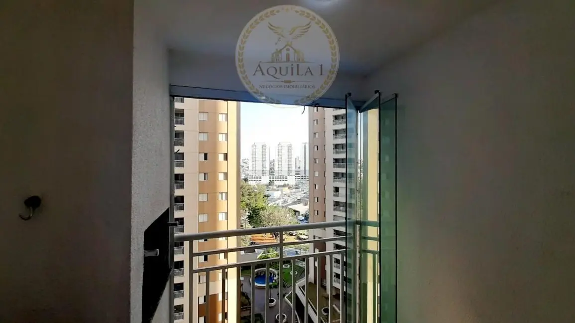 Foto 1 de Apartamento com 3 quartos para alugar, 73m2 em Jardim Tupanci, Barueri - SP