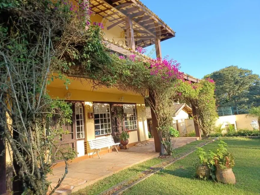 Foto 1 de Chácara com 4 quartos à venda, 4300m2 em Aldeia da Serra, Santana De Parnaiba - SP