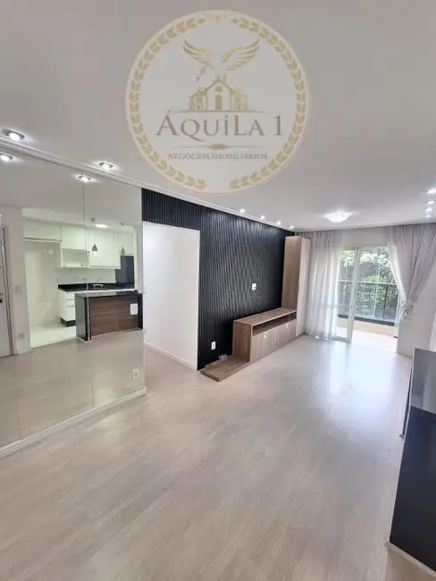 Apartamento com 2 quartos para alugar, 68m2 em Jardim Tupanci, Barueri - SP - imagem 7 Foto 7 de Apartamento com 2 quartos para alugar, 68m2 em Jardim Tupanci, Barueri - SP