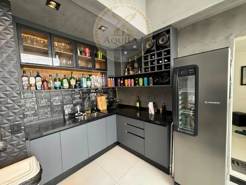 Foto 6 de Apartamento com 2 quartos para alugar, 160m2 em Jardim Tupanci, Barueri - SP