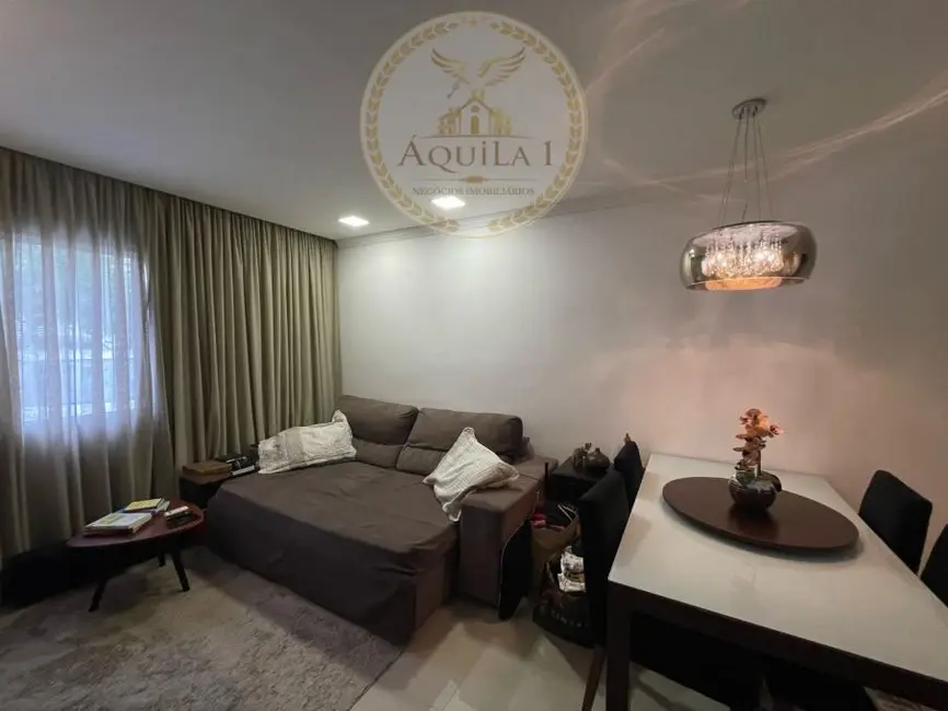 Foto 8 de Casa com 2 quartos à venda, 125m2 em Jardim Califórnia, Barueri - SP