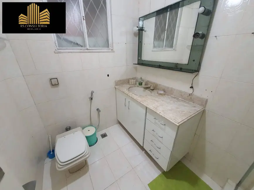 Apartamento com 3 quartos para alugar, 100m2 em Copacabana, Rio De Janeiro - RJ - imagem 9 Foto 9 de Apartamento com 3 quartos para alugar, 100m2 em Copacabana, Rio De Janeiro - RJ