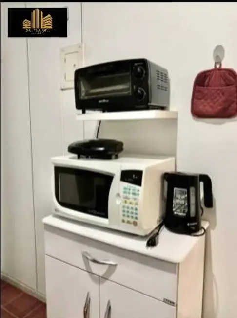 Apartamento com 1 quarto para alugar em Copacabana, Rio De Janeiro - RJ - imagem 8 Foto 8 de Apartamento com 1 quarto para alugar em Copacabana, Rio De Janeiro - RJ