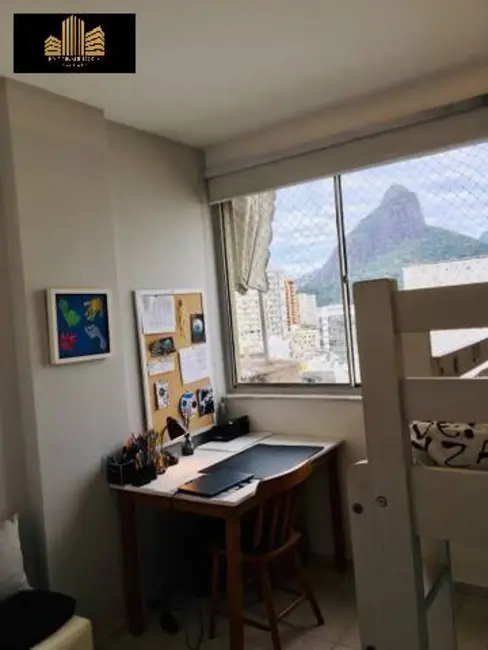 Foto 3 de Apartamento com 3 quartos para alugar, 100m2 em Copacabana, Rio De Janeiro - RJ