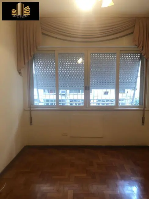 Foto 1 de Apartamento com 2 quartos para alugar, 70m2 em Leme, Rio De Janeiro - RJ