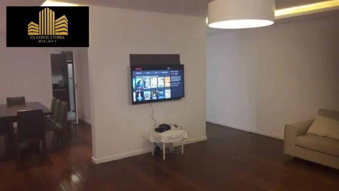 Apartamento com 4 quartos para alugar, 153m2 em Leblon, Rio De Janeiro - RJ - imagem 3 Foto 3 de Apartamento com 4 quartos para alugar, 153m2 em Leblon, Rio De Janeiro - RJ