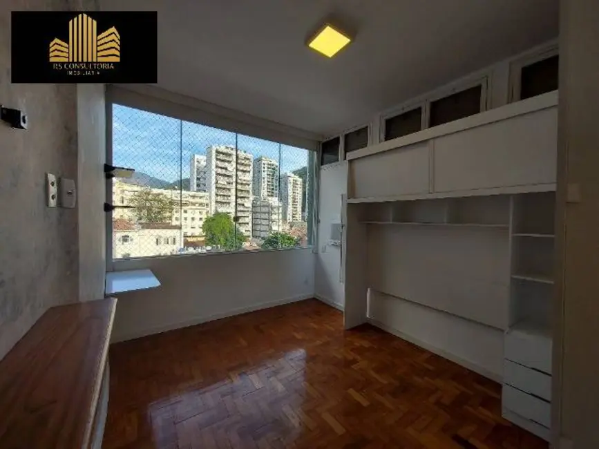Apartamento com 1 quarto para alugar, 45m2 em Catete, Rio De Janeiro - RJ - imagem 3 Foto 3 de Apartamento com 1 quarto para alugar, 45m2 em Catete, Rio De Janeiro - RJ
