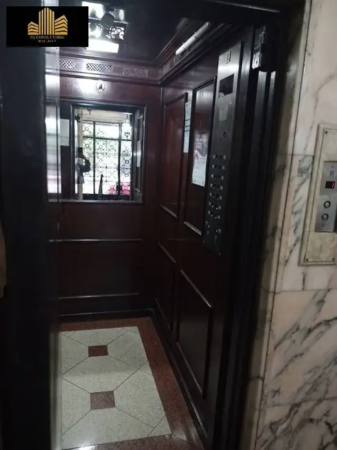 Apartamento com 4 quartos para alugar, 220m2 em Copacabana, Rio De Janeiro - RJ - imagem 4 Foto 4 de Apartamento com 4 quartos para alugar, 220m2 em Copacabana, Rio De Janeiro - RJ