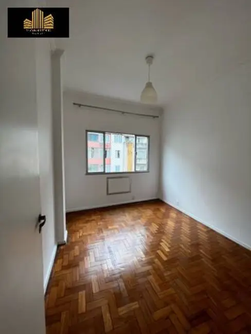 Foto 2 de Apartamento com 2 quartos para alugar, 70m2 em Copacabana, Rio De Janeiro - RJ