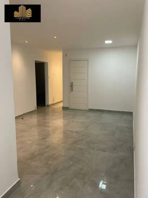 Foto 3 de Apartamento com 3 quartos para alugar em Copacabana, Rio De Janeiro - RJ