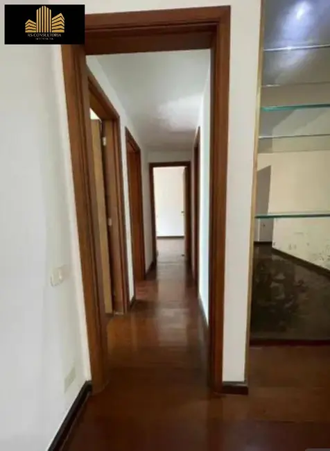 Apartamento com 3 quartos para alugar, 110m2 em Leblon, Rio De Janeiro - RJ - imagem 6 Foto 6 de Apartamento com 3 quartos para alugar, 110m2 em Leblon, Rio De Janeiro - RJ