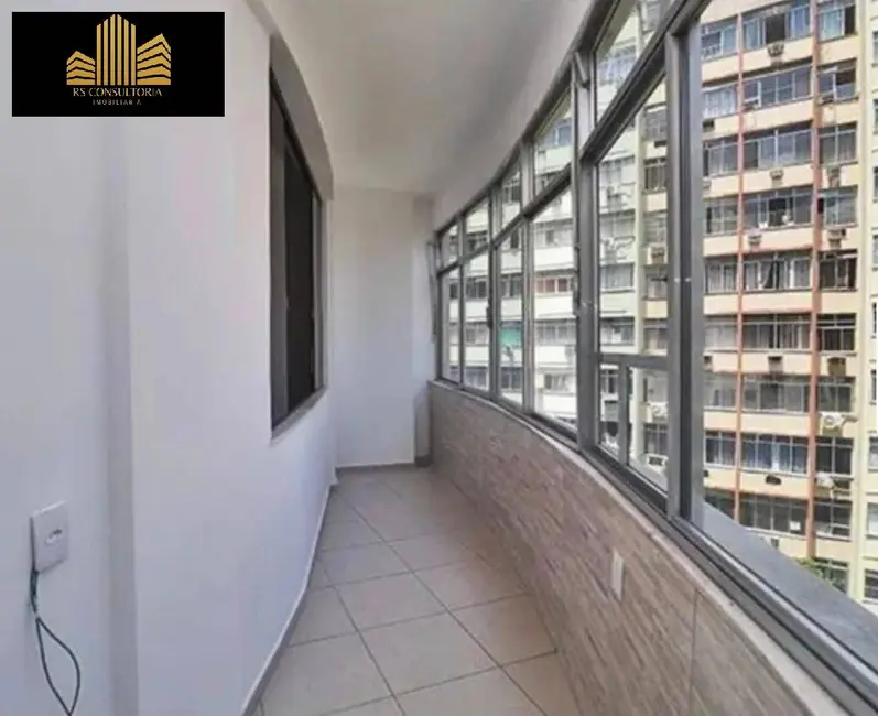 Foto 2 de Apartamento com 4 quartos para alugar, 250m2 em Copacabana, Rio De Janeiro - RJ
