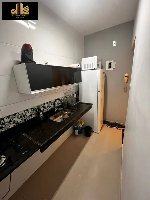 Apartamento com 1 quarto à venda, 50m2 em Copacabana, Rio De Janeiro - RJ - imagem 2 Foto 2 de Apartamento com 1 quarto à venda, 50m2 em Copacabana, Rio De Janeiro - RJ