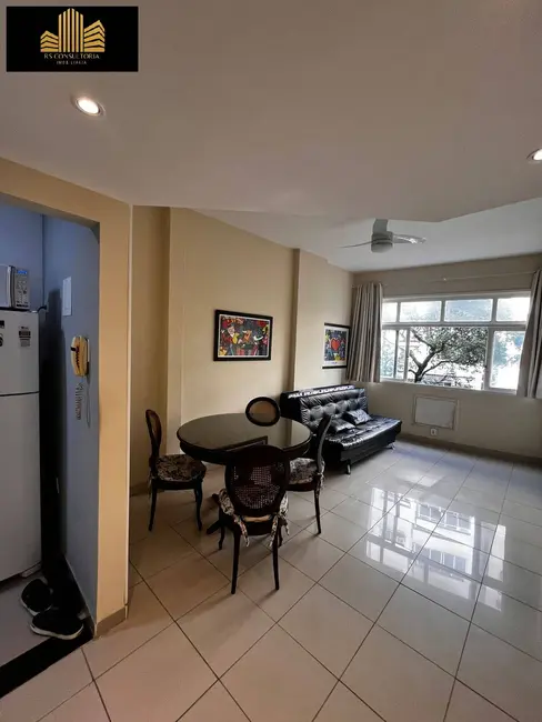 Apartamento com 1 quarto à venda, 50m2 em Copacabana, Rio De Janeiro - RJ - imagem 6 Foto 6 de Apartamento com 1 quarto à venda, 50m2 em Copacabana, Rio De Janeiro - RJ