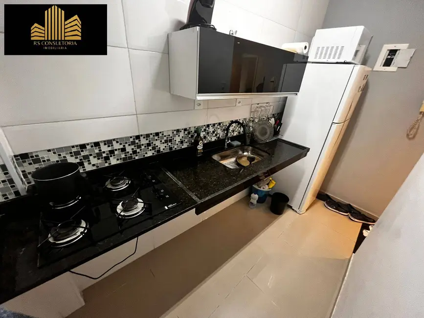 Apartamento com 1 quarto à venda, 50m2 em Copacabana, Rio De Janeiro - RJ - imagem 4 Foto 4 de Apartamento com 1 quarto à venda, 50m2 em Copacabana, Rio De Janeiro - RJ