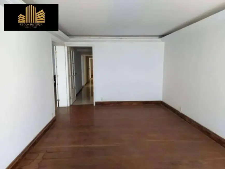 Apartamento com 4 quartos à venda, 337m2 em Copacabana, Rio De Janeiro - RJ - imagem 6 Foto 6 de Apartamento com 4 quartos à venda, 337m2 em Copacabana, Rio De Janeiro - RJ