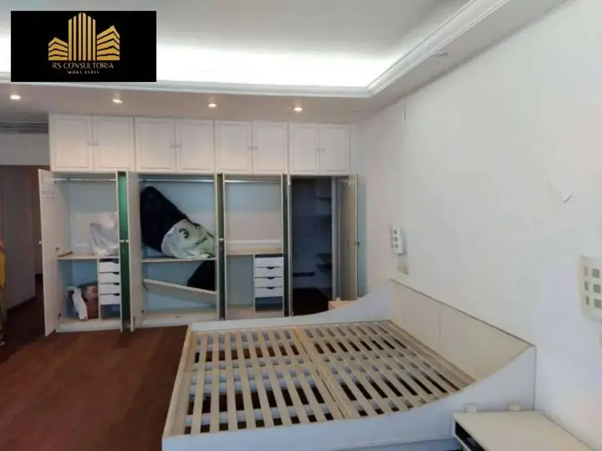 Apartamento com 4 quartos à venda, 337m2 em Copacabana, Rio De Janeiro - RJ - imagem 9 Foto 9 de Apartamento com 4 quartos à venda, 337m2 em Copacabana, Rio De Janeiro - RJ