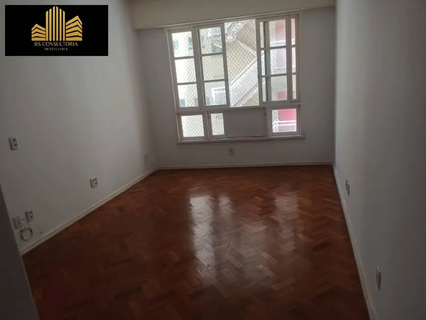 Apartamento com 2 quartos à venda e para alugar, 90m2 em Copacabana, Rio De Janeiro - RJ - imagem 2 Foto 2 de Apartamento com 2 quartos à venda e para alugar, 90m2 em Copacabana, Rio De Janeiro - RJ