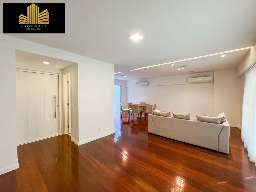 Apartamento com 3 quartos à venda, 199m2 em Leblon, Rio De Janeiro - RJ - imagem 2 Foto 2 de Apartamento com 3 quartos à venda, 199m2 em Leblon, Rio De Janeiro - RJ